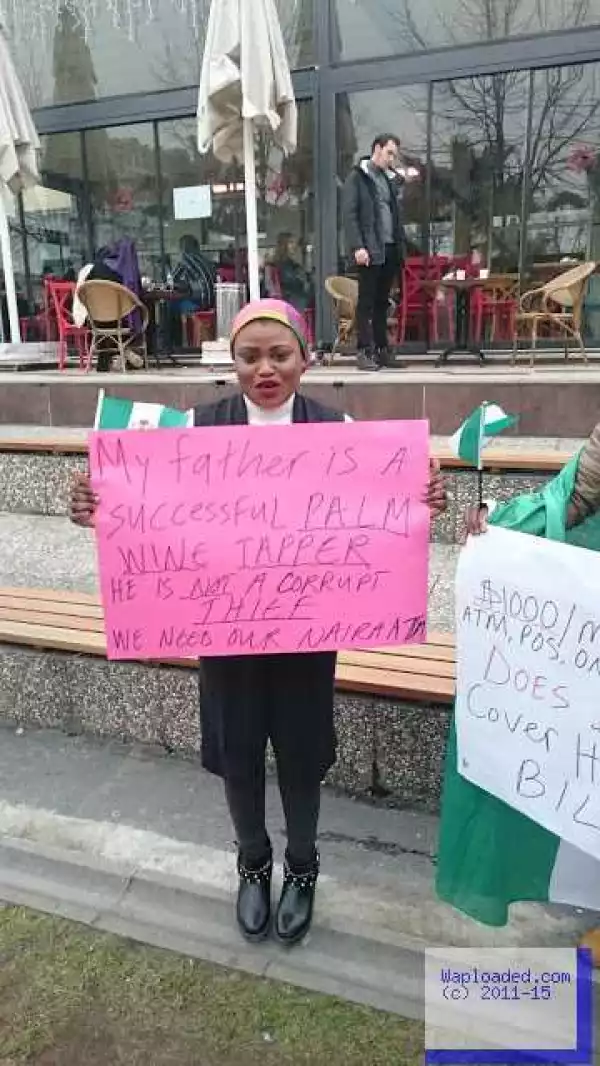 Photos: Nigerian Students In Abroad Stage Protest Over The Ban On The Use Of Naira ATM Cards